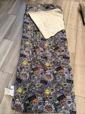 Cozy Gaming Print Sherpa-Lined Sleeping Bag - Gray